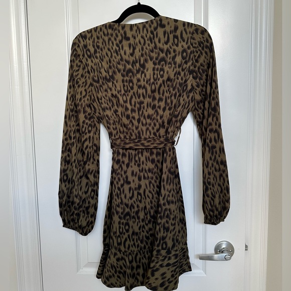 Lost in Lunar - Dress - Tie front - Green/ Dark Brown - Sleeve - Animal Print - Picture 4 of 8